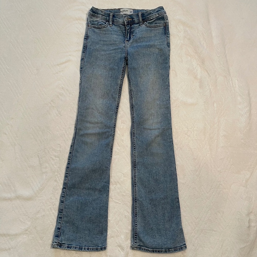 Abercrombie Kids faded jeans Low Rise Boot Size: 11/12 Long